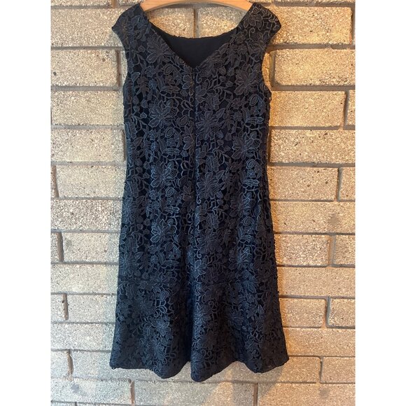 Black Lace Sleeveless A-Line Dress With Floral Overlay - Picture 5 of 9